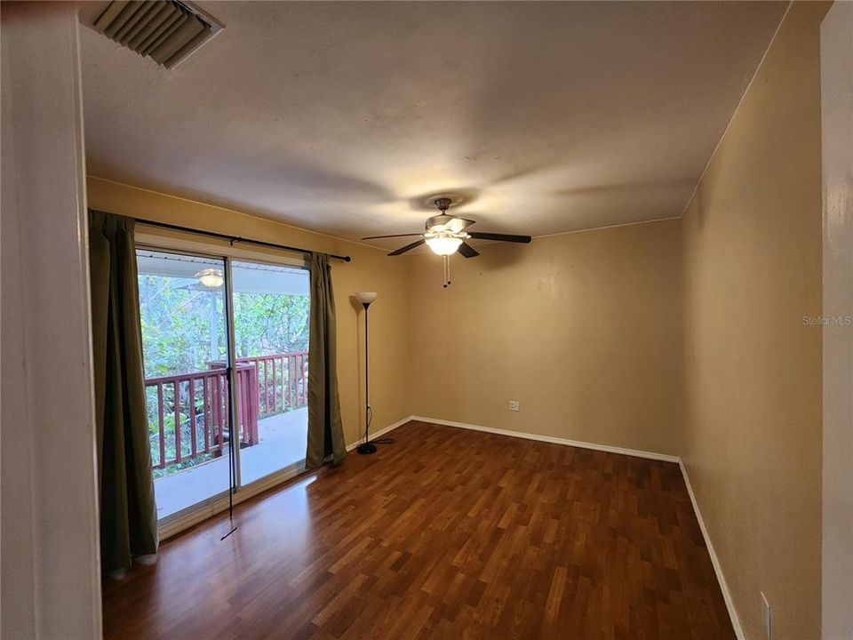 En Venta: $895,000 (6 camas, 5 baños, 3261 Pies cuadrados)