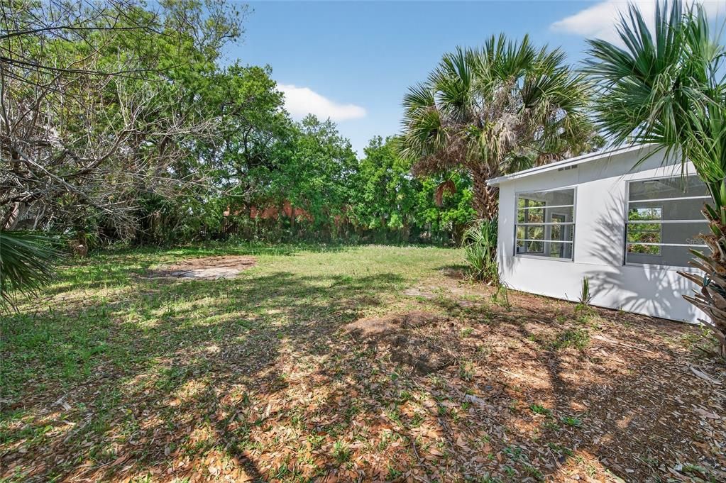 Activo con contrato: $229,000 (2 camas, 1 baños, 1260 Pies cuadrados)