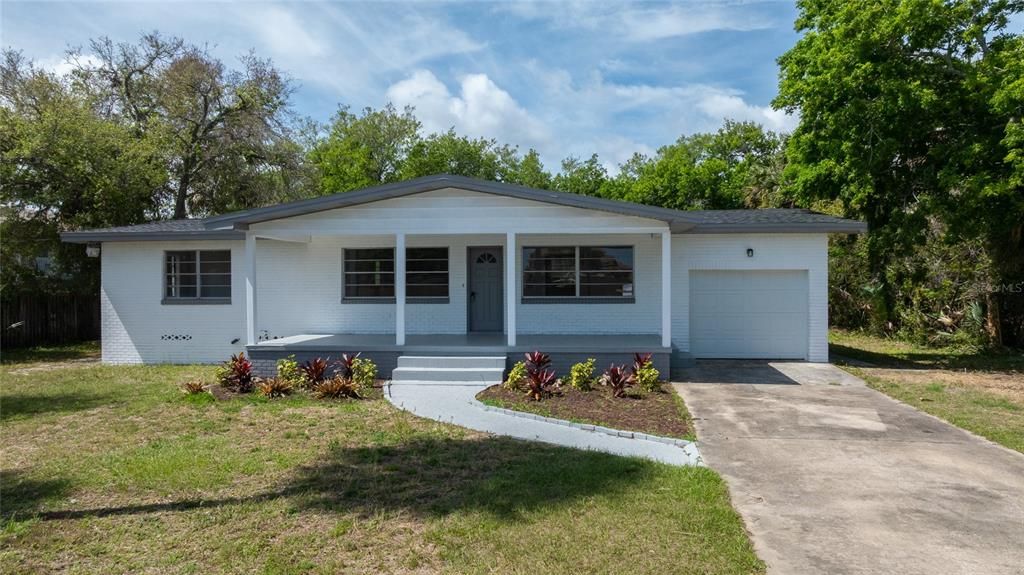 Activo con contrato: $229,000 (2 camas, 1 baños, 1260 Pies cuadrados)