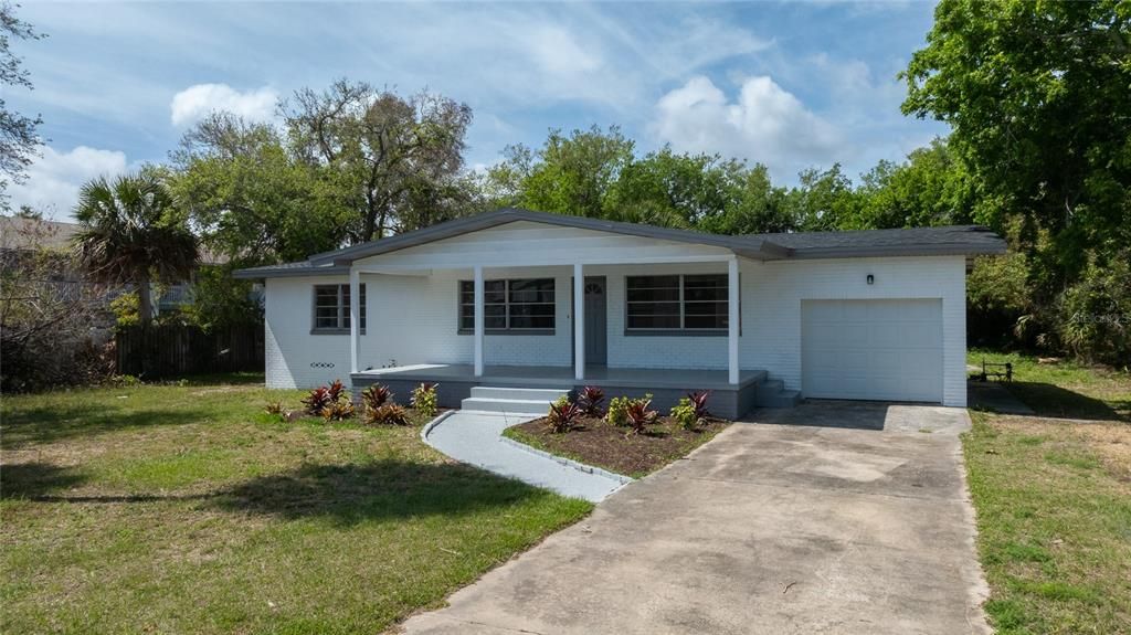 Activo con contrato: $229,000 (2 camas, 1 baños, 1260 Pies cuadrados)