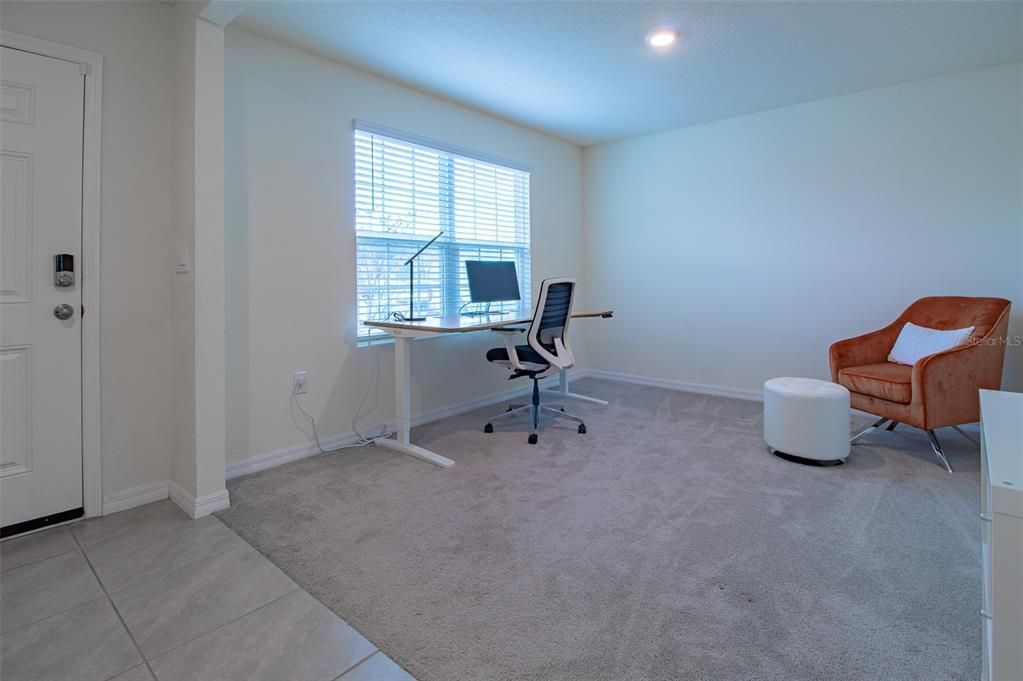 Activo con contrato: $350,000 (5 camas, 3 baños, 2516 Pies cuadrados)