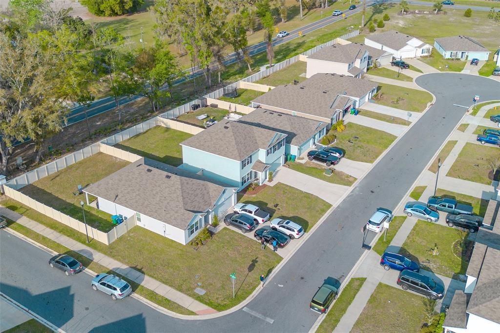 Activo con contrato: $350,000 (5 camas, 3 baños, 2516 Pies cuadrados)