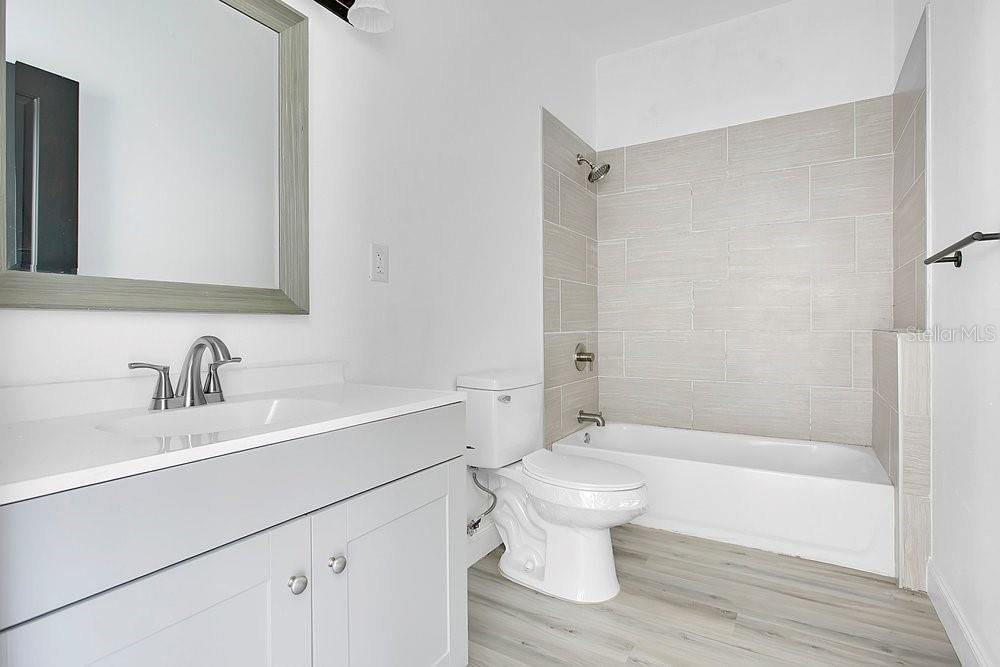 For Sale: $289,900 (3 beds, 2 baths, 1582 Square Feet)