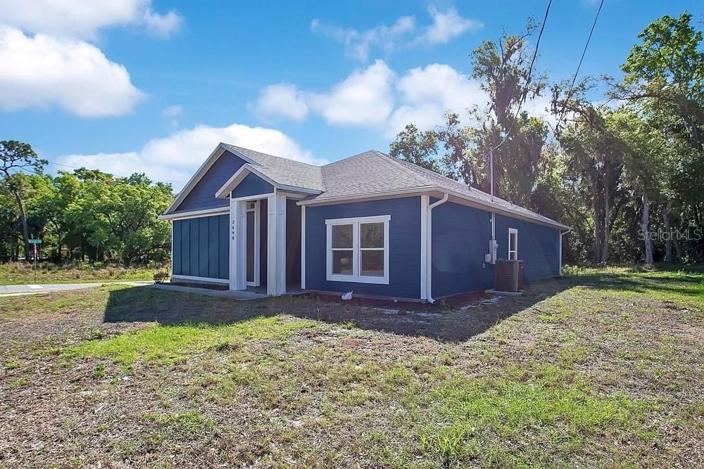 For Sale: $289,900 (3 beds, 2 baths, 1582 Square Feet)