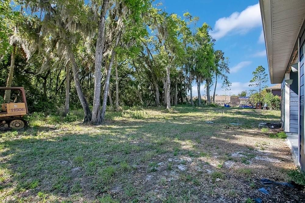 For Sale: $289,900 (3 beds, 2 baths, 1582 Square Feet)
