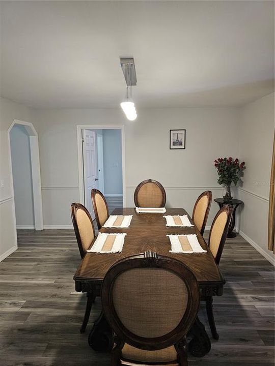 В аренду: $3,200 (4 спален, 2 ванн, 2612 Квадратных фут)