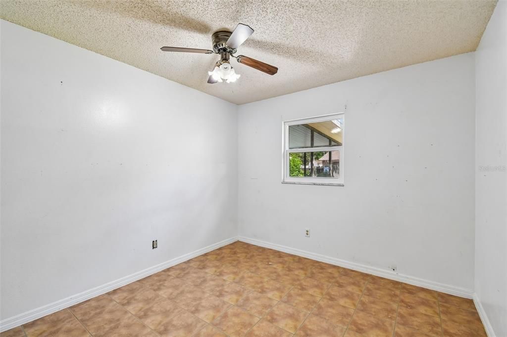For Sale: $339,999 (3 beds, 2 baths, 1426 Square Feet)