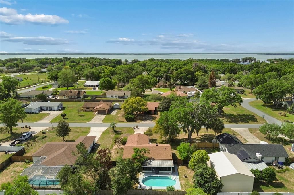 For Sale: $339,999 (3 beds, 2 baths, 1426 Square Feet)