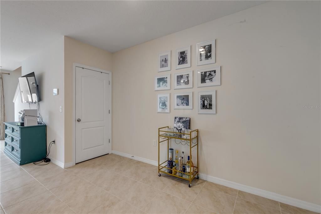 En Venta: $259,500 (3 camas, 2 baños, 1624 Pies cuadrados)