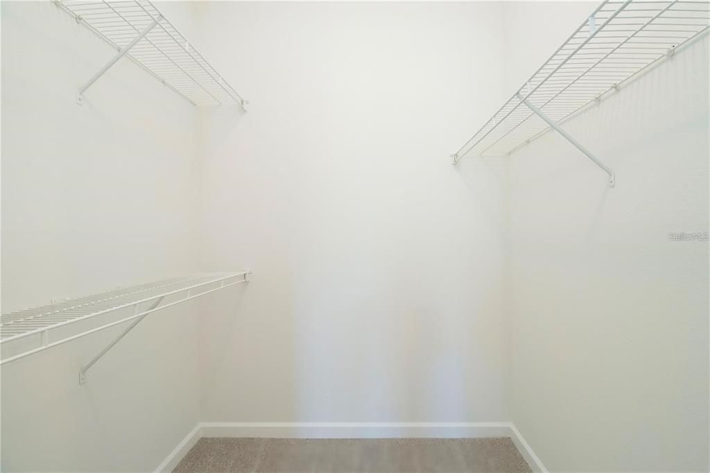 En Venta: $219,000 (2 camas, 2 baños, 1048 Pies cuadrados)