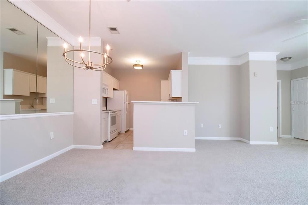 En Venta: $219,000 (2 camas, 2 baños, 1048 Pies cuadrados)