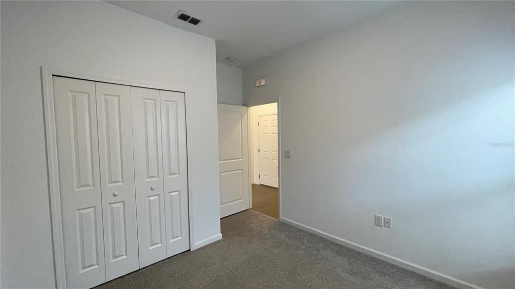 Activo con contrato: $1,950 (4 camas, 2 baños, 1598 Pies cuadrados)