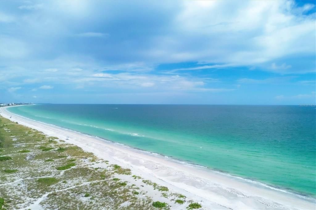 For Rent: $4,800 (2 beds, 2 baths, 1755 Square Feet)
