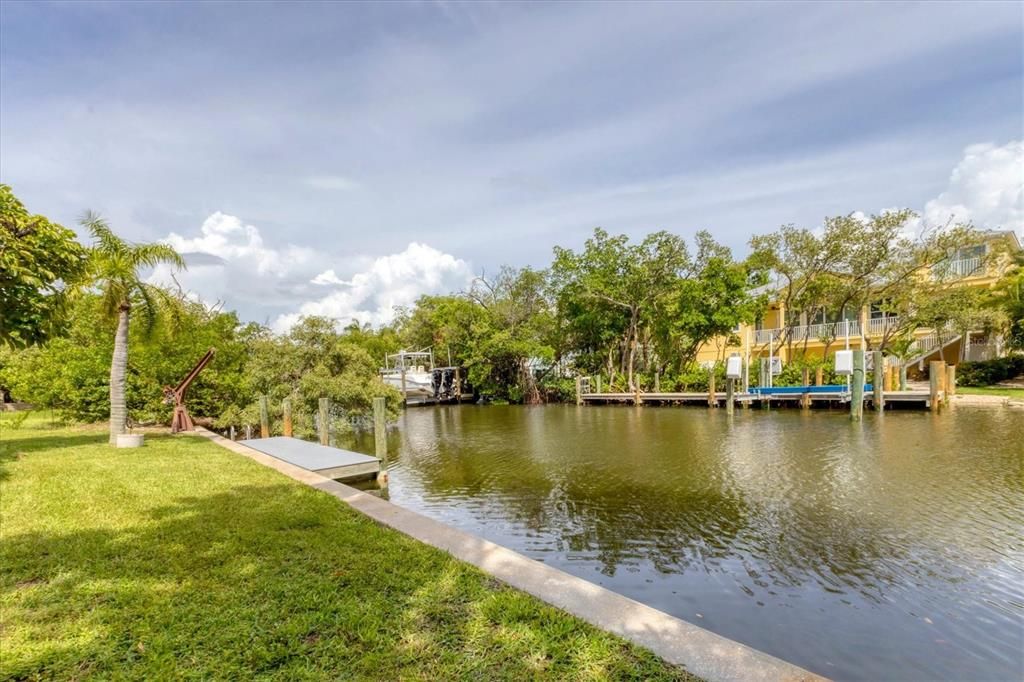 For Rent: $4,800 (2 beds, 2 baths, 1755 Square Feet)