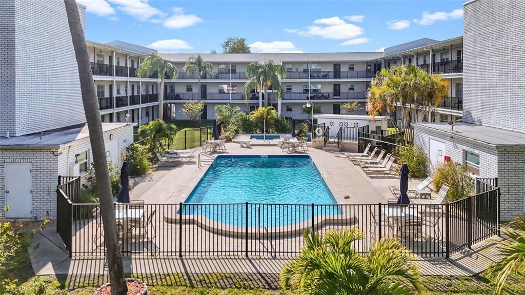 Activo con contrato: $115,000 (1 camas, 1 baños, 640 Pies cuadrados)