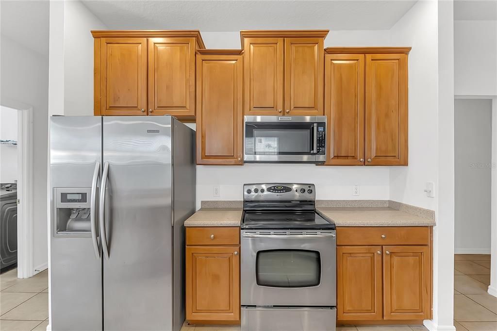 На продажу: $620,000 (4 спален, 3 ванн, 3780 Квадратных фут)