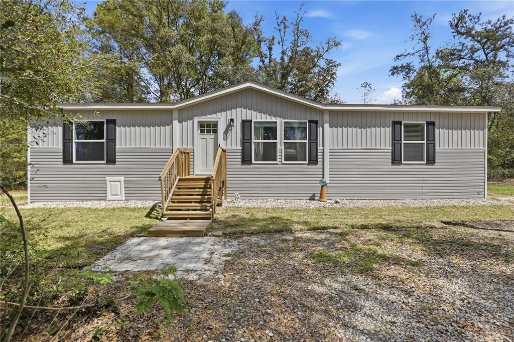 For Sale: $399,000 (3 beds, 2 baths, 1475 Square Feet)