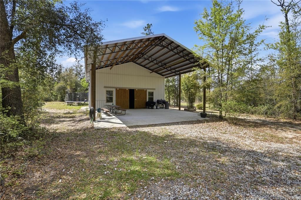 For Sale: $399,000 (3 beds, 2 baths, 1475 Square Feet)