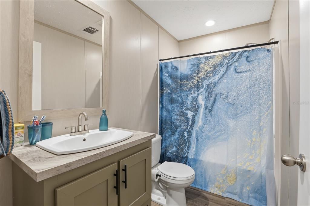 For Sale: $399,000 (3 beds, 2 baths, 1475 Square Feet)
