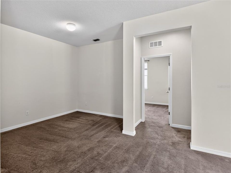 В аренду: $2,300 (3 спален, 2 ванн, 1560 Квадратных фут)