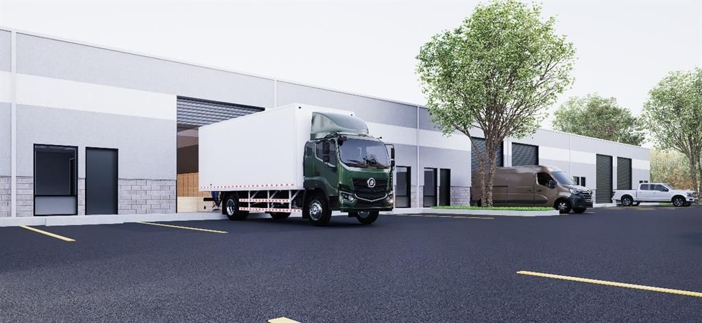 En Venta: $850,000 (2.15 acres)