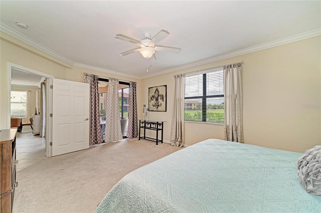 Active With Contract: $429,900 (3 beds, 2 baths, 1786 Square Feet)