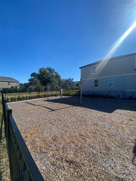 En Renta: $2,350 (3 camas, 2 baños, 1566 Pies cuadrados)