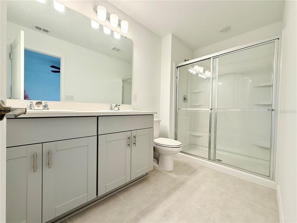 For Rent: $1,775 (3 beds, 2 baths, 1455 Square Feet)