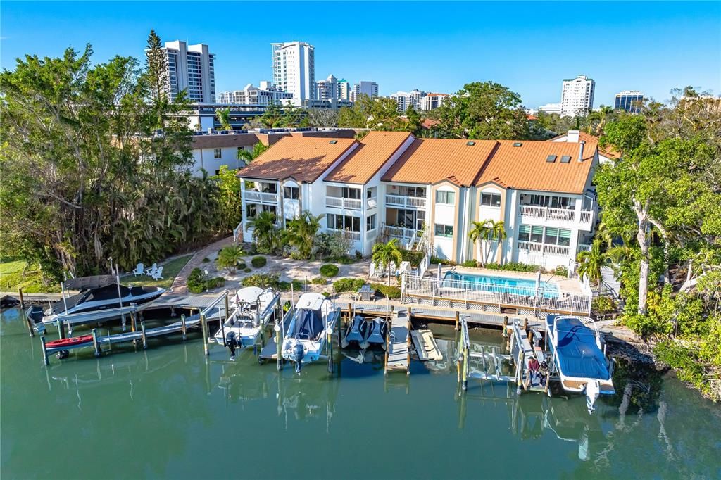 Active With Contract: $1,250,000 (4 beds, 3 baths, 2293 Square Feet)