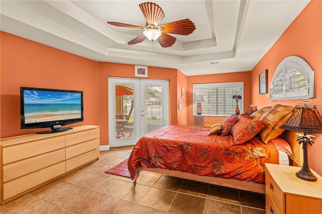 Active With Contract: $400,000 (3 beds, 2 baths, 1997 Square Feet)