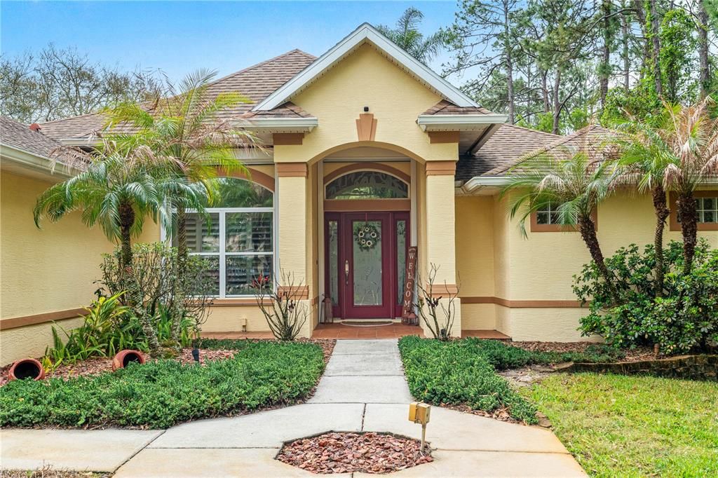 Active With Contract: $400,000 (3 beds, 2 baths, 1997 Square Feet)