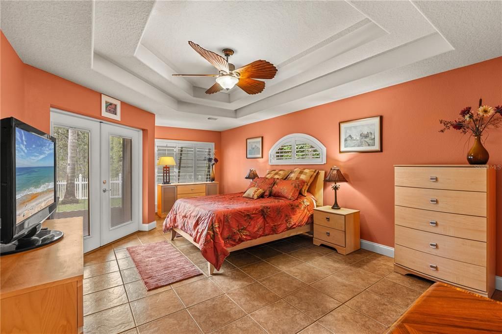 Active With Contract: $400,000 (3 beds, 2 baths, 1997 Square Feet)