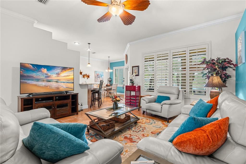 Active With Contract: $400,000 (3 beds, 2 baths, 1997 Square Feet)