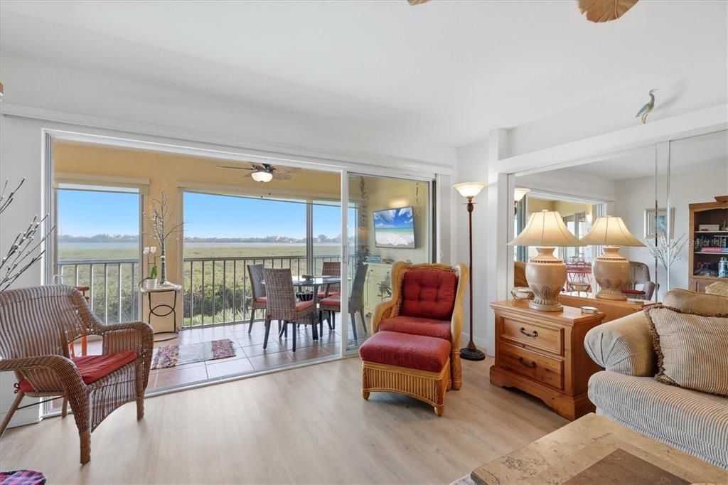 En Venta: $495,000 (2 camas, 2 baños, 1486 Pies cuadrados)