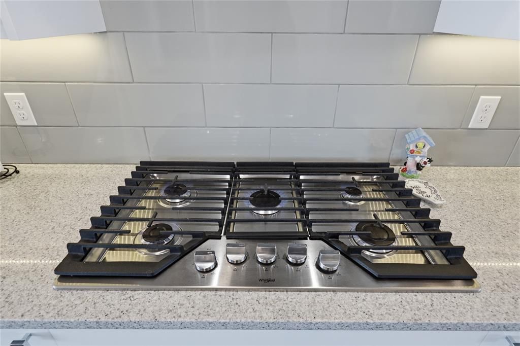 待售: $653,395 (3 贝兹, 3 浴室, 2530 平方英尺)