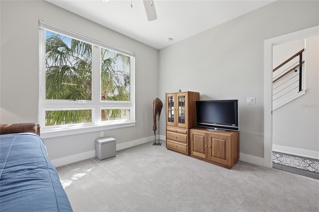 待售: $653,395 (3 贝兹, 3 浴室, 2530 平方英尺)