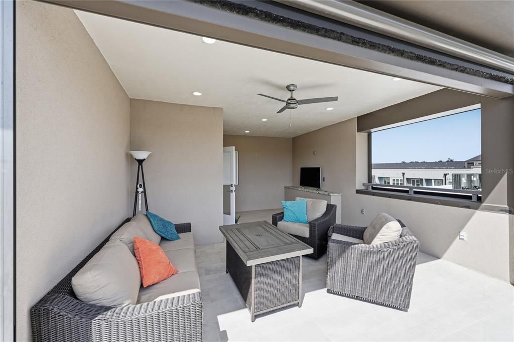 待售: $653,395 (3 贝兹, 3 浴室, 2530 平方英尺)