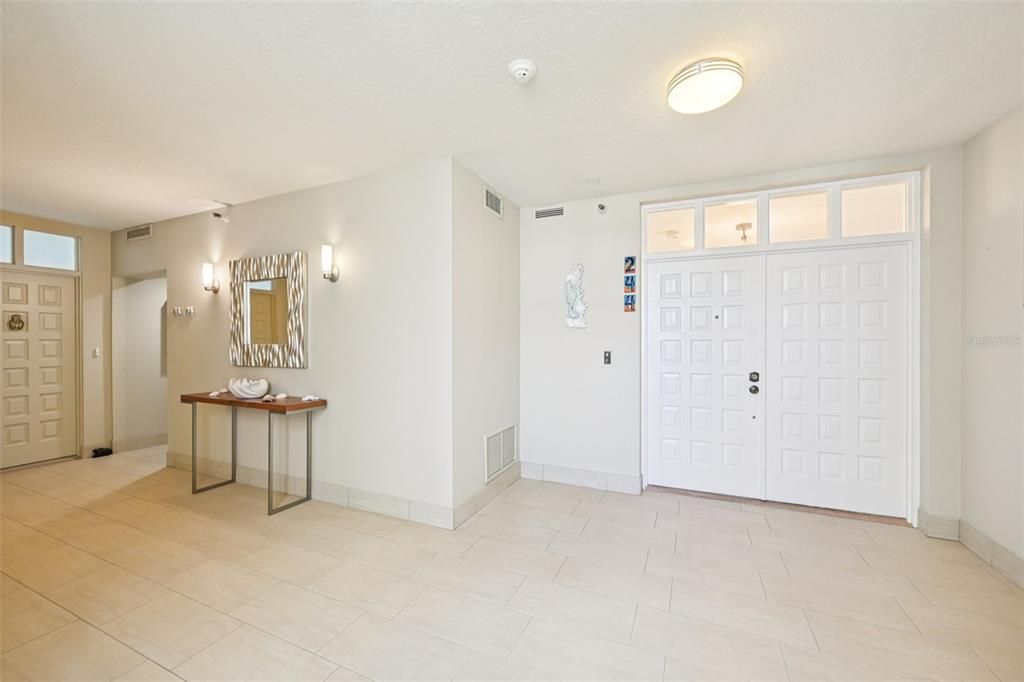 En Venta: $2,450,000 (3 camas, 3 baños, 3083 Pies cuadrados)