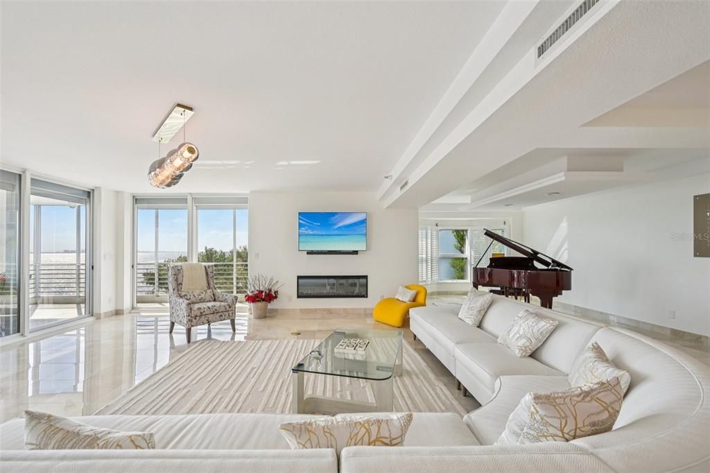 En Venta: $2,450,000 (3 camas, 3 baños, 3083 Pies cuadrados)