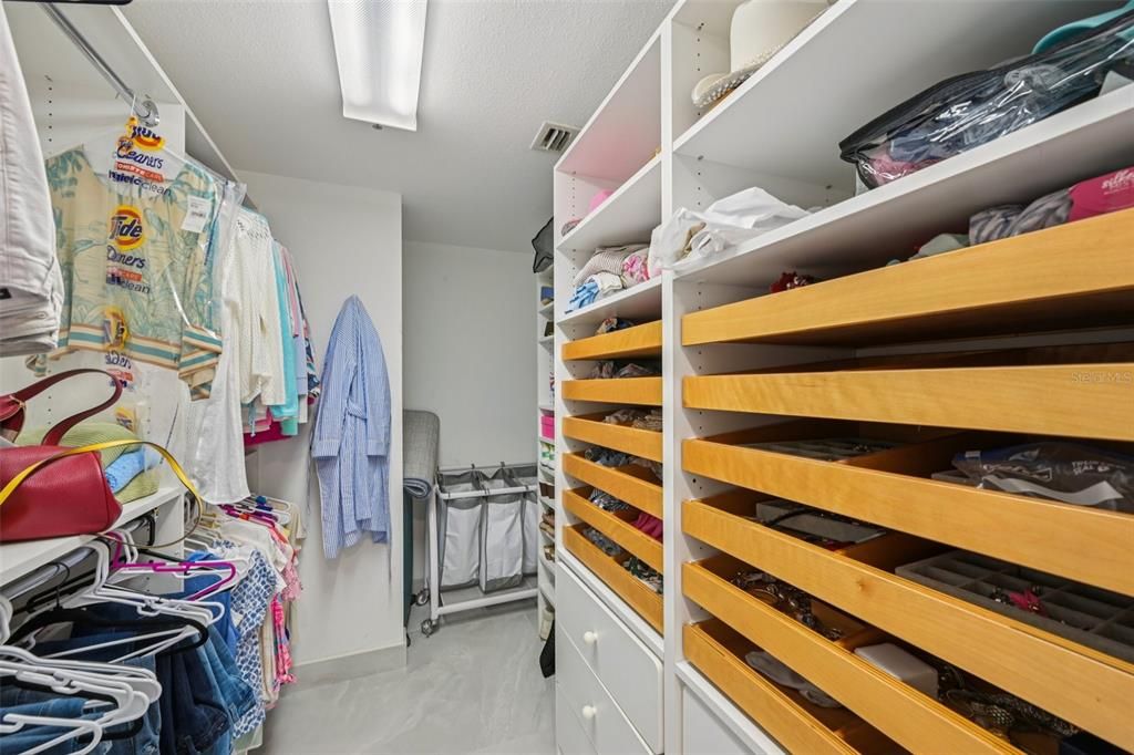 En Venta: $2,450,000 (3 camas, 3 baños, 3083 Pies cuadrados)