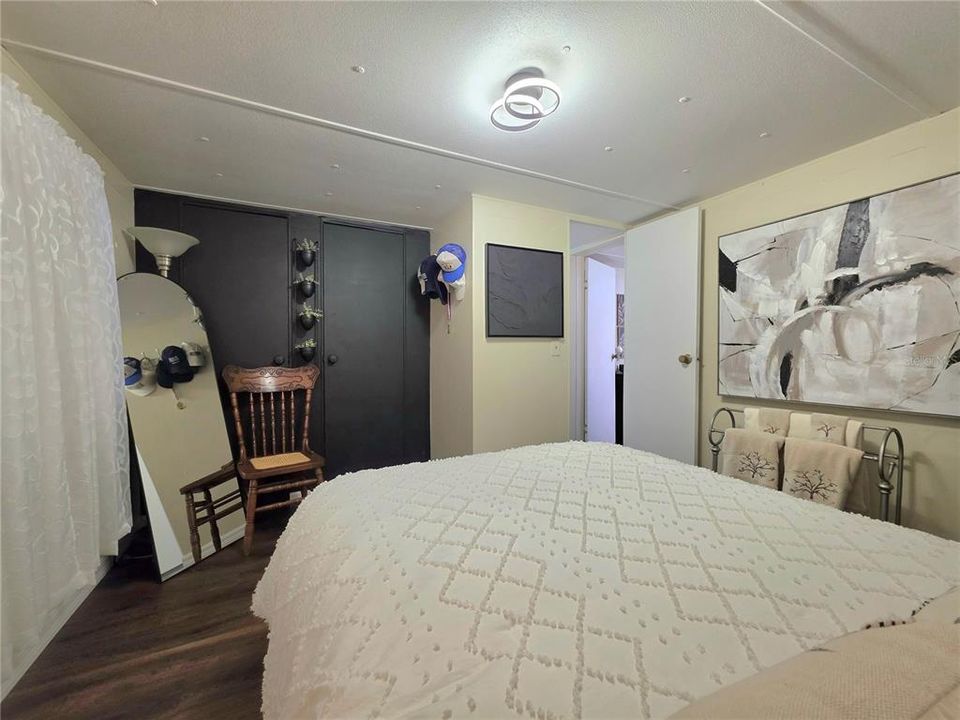 На продажу: $120,000 (2 спален, 2 ванн, 864 Квадратных фут)