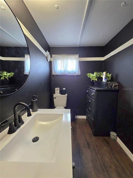 На продажу: $120,000 (2 спален, 2 ванн, 864 Квадратных фут)