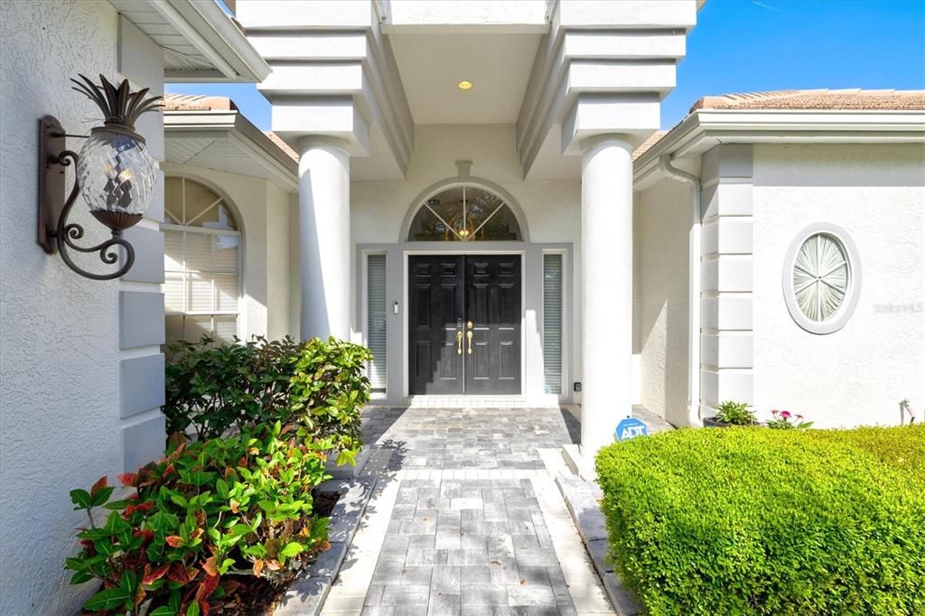 For Sale: $1,150,000 (3 beds, 3 baths, 2524 Square Feet)