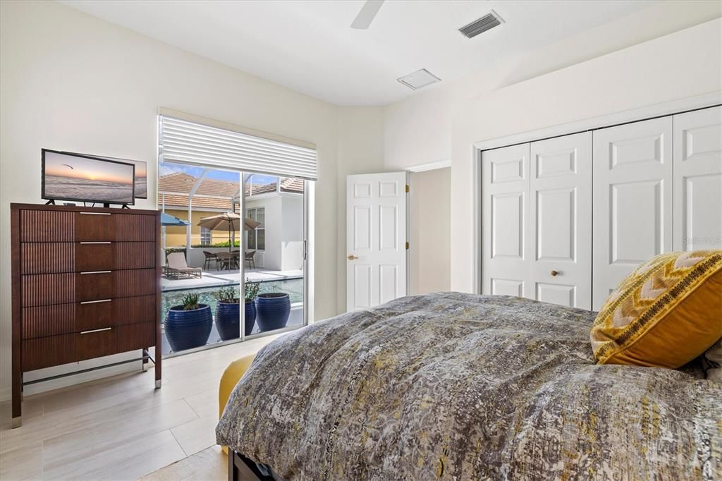 For Sale: $1,150,000 (3 beds, 3 baths, 2524 Square Feet)