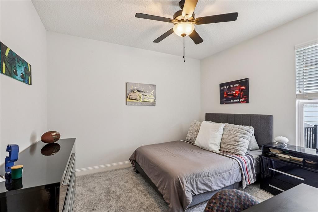 待售: $496,000 (4 贝兹, 2 浴室, 1893 平方英尺)