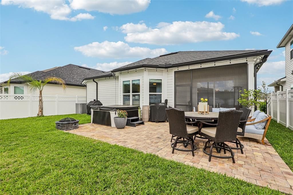 待售: $496,000 (4 贝兹, 2 浴室, 1893 平方英尺)