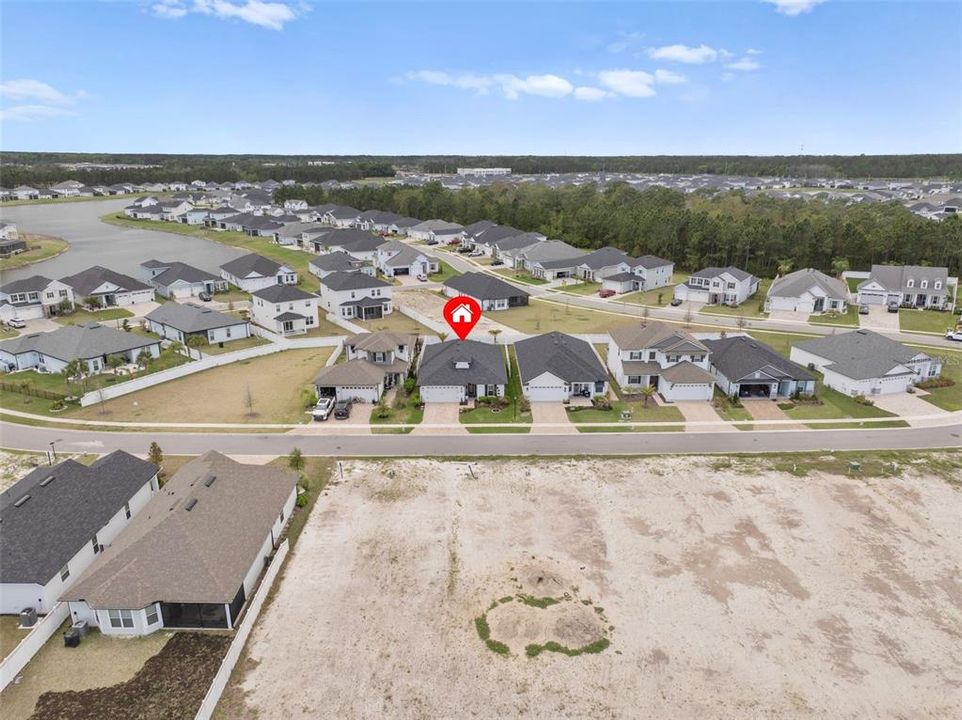 待售: $496,000 (4 贝兹, 2 浴室, 1893 平方英尺)