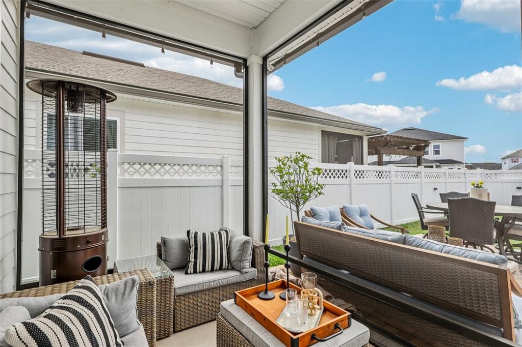 待售: $496,000 (4 贝兹, 2 浴室, 1893 平方英尺)