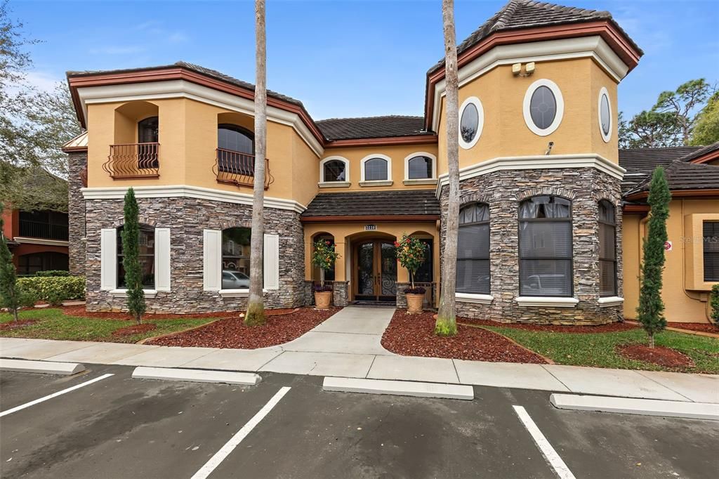 Active With Contract: $2,200 (3 beds, 2 baths, 1300 Square Feet)