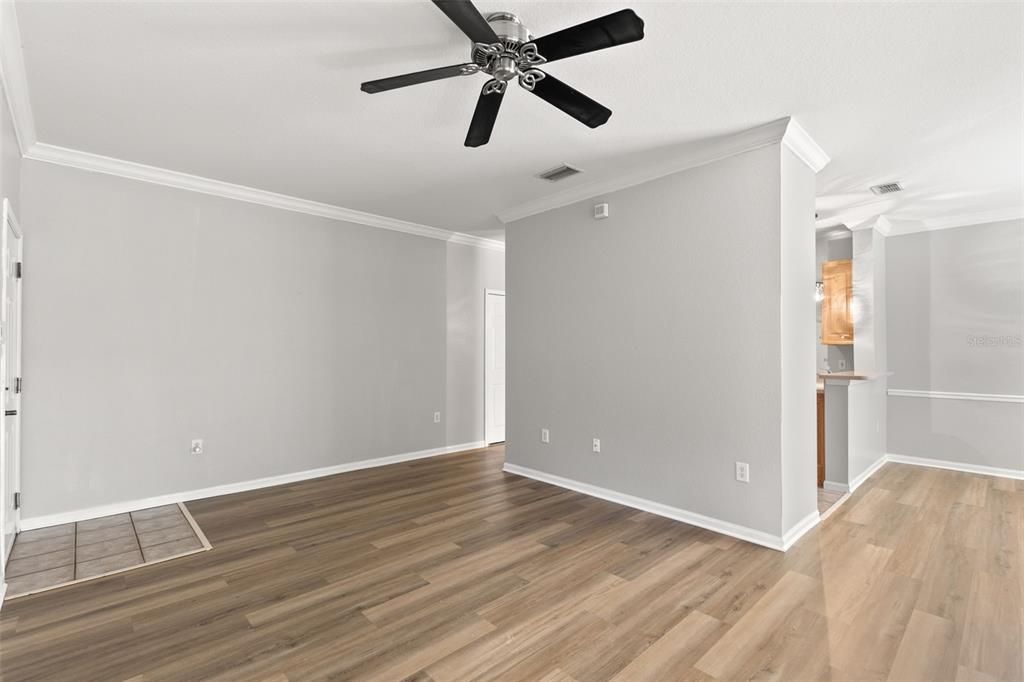 Active With Contract: $2,200 (3 beds, 2 baths, 1300 Square Feet)